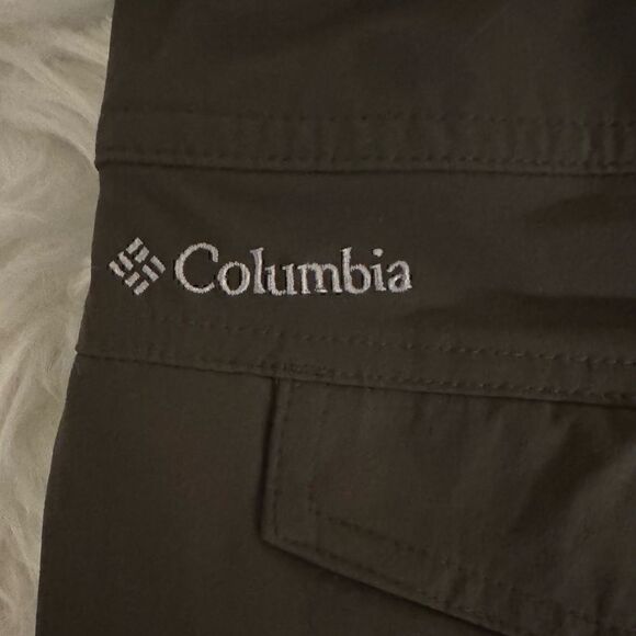 Columbia Omni Shield City Slickerz Roll-Up Stretch Pants in Olive Green Size 8 - Picture 7 of 12
